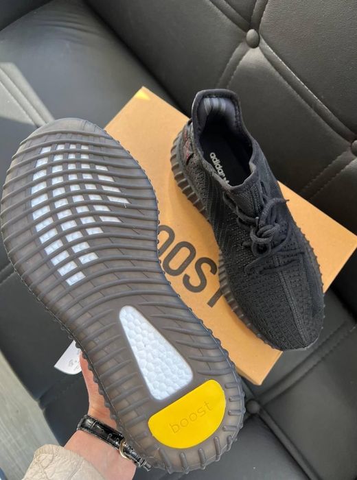 Yeezy Boost 350V2