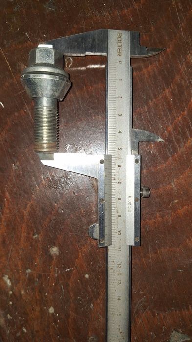 Болтове за джанти с изместен конус (раздвижни) M14x1.5  дължина 56мм