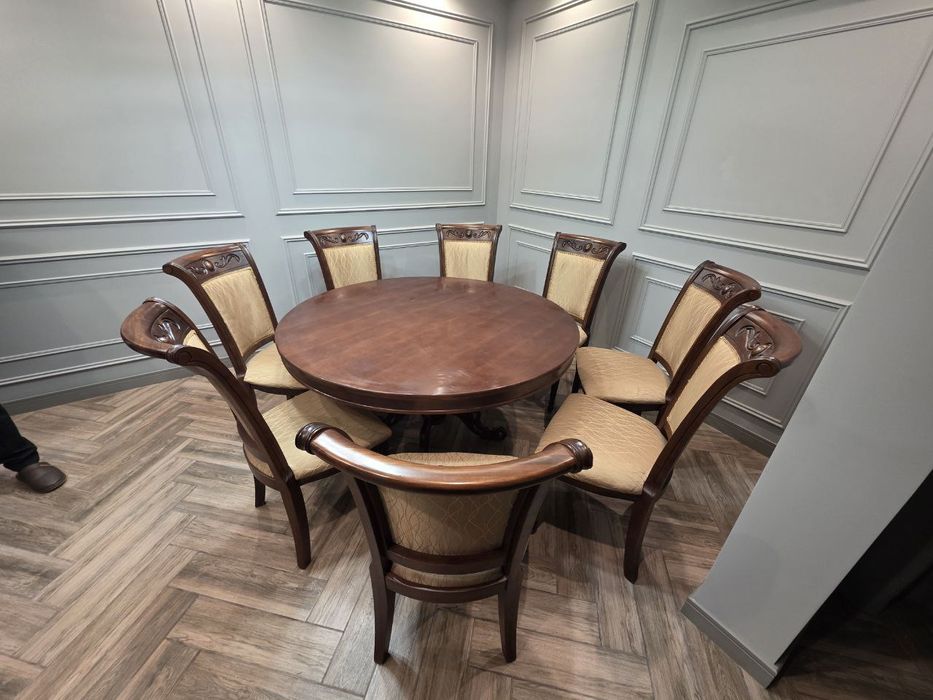 Стол комплект из дерево