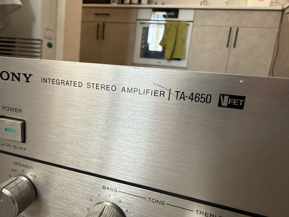 Sony TA-4650 Качествен стерео усилвател