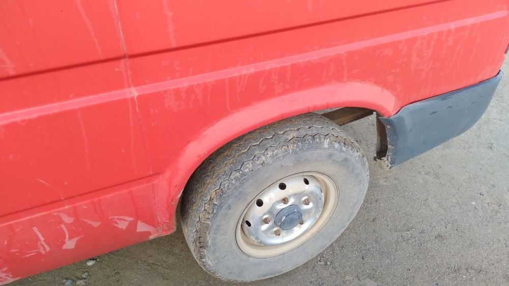 Ford sotiladi. Holati yaxshi