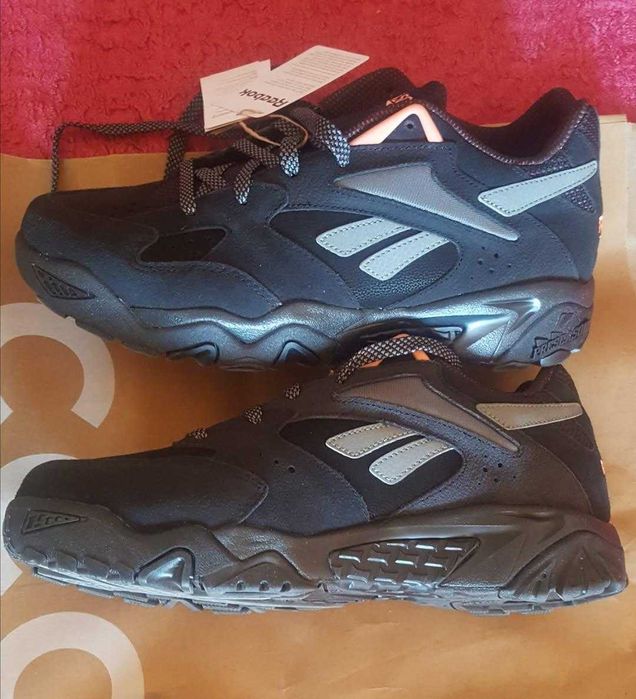 Маратонки  Reebok .