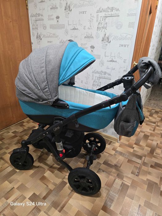 Продам коляску 3в1