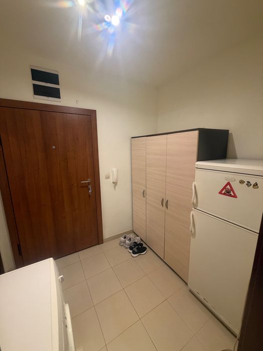 Дава се под наем Едностаен апартамент в Пловдив, Остромила - 40 кв.м за 350 € - Снимка #2