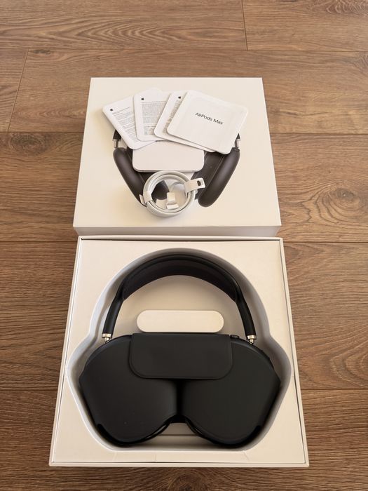 Apple AirPods Max 2 A3454 Midnight – нови, гаранция до 15.02.2027 г.