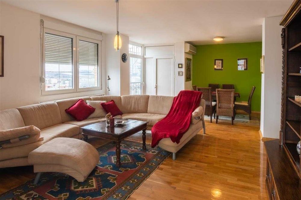 Дава се под наем Двустаен апартамент в Бургас, Лазур - 54 кв.м за 204 € - Снимка #3