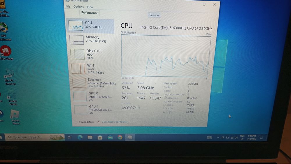 Vand laptop lenovo ideapad 700 + Cooling Pad genesis ( PRETUL ESTE NEGOCIABIL)