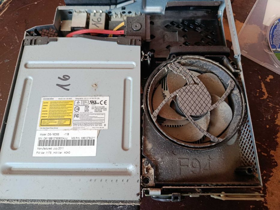 Hamma turdagi Xbox 360 o'yin yozamiz va chistka qilamiz termopasta ham