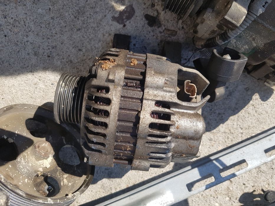 Бензинова помпа и абс помпа за пежо 206 1.6