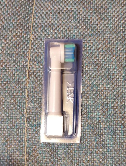 Periuța electrica Oral B Frozen