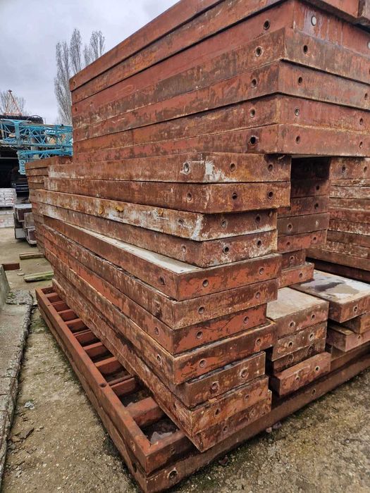 едроплощен вертикален кофраж DOKA