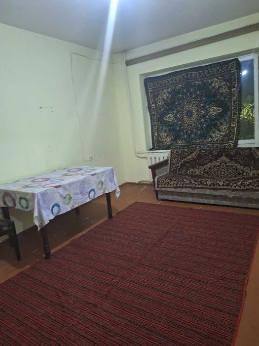 Собственник! Срочно сдам 2-комн.кв. в бывшем семейном общежитии