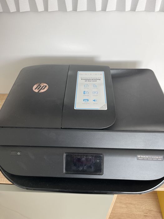 Imprimantă multifuncțională HP DeskJet Ink Advantage 4675