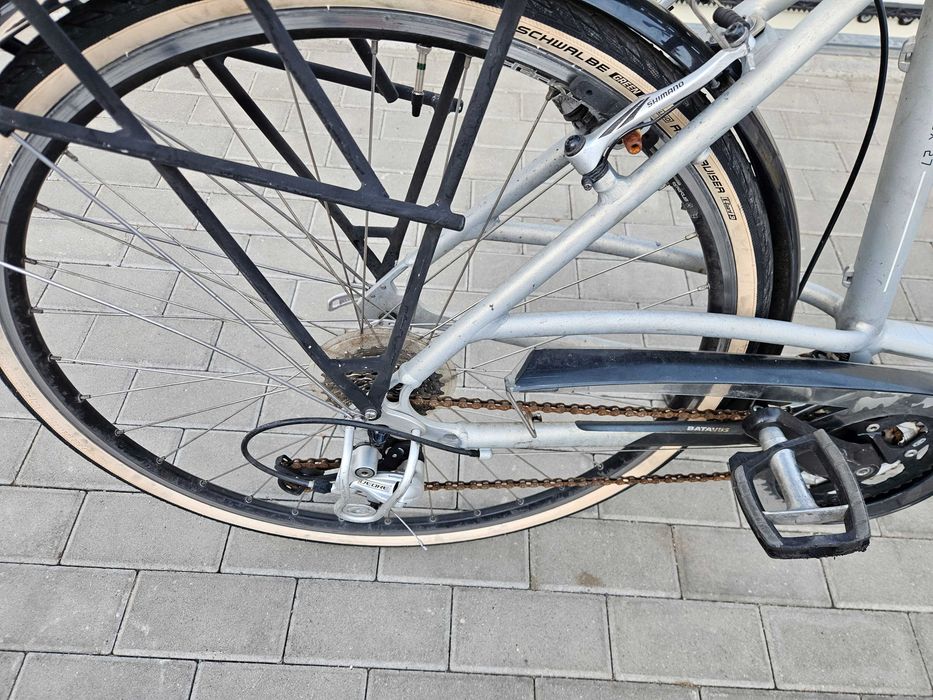 Bicicleta Batavus 28" - Shimano Deore, cadru aluminiu, marime M