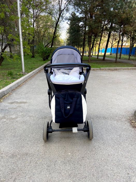 Детская коляска 3 в 1