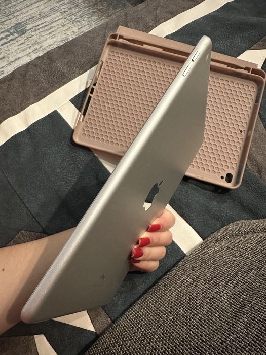 Планшет Ipad айпад 6 поколения