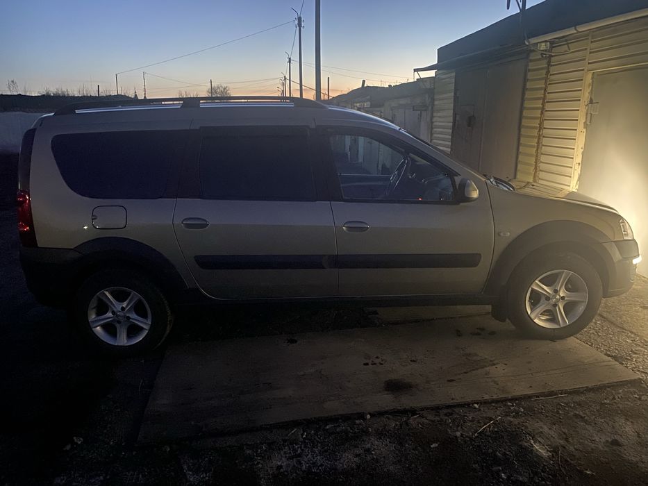 Продам авто Лада ларгус кросс