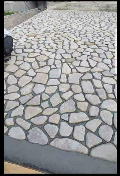 Pavaje cu piatră naturală de munte