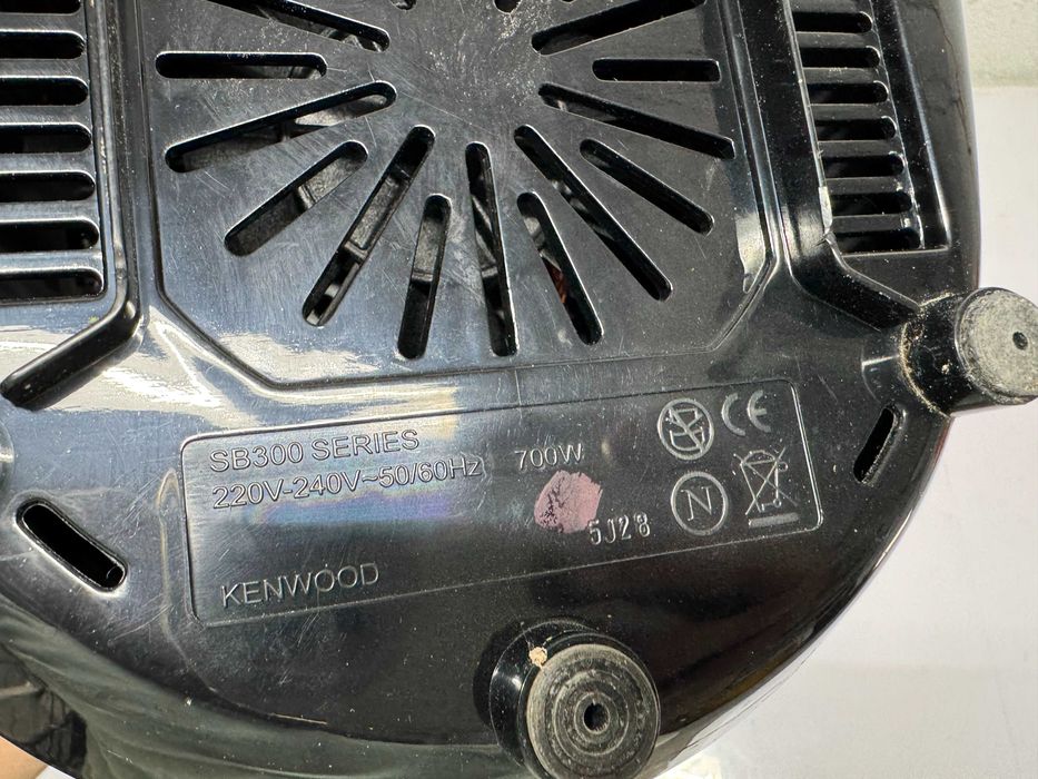 Блендер - Kenwood 700 W