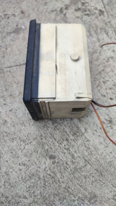 Дигитален часовник за BMW E34