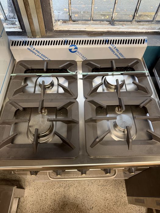 Газова печка с 4 и 6 котлона