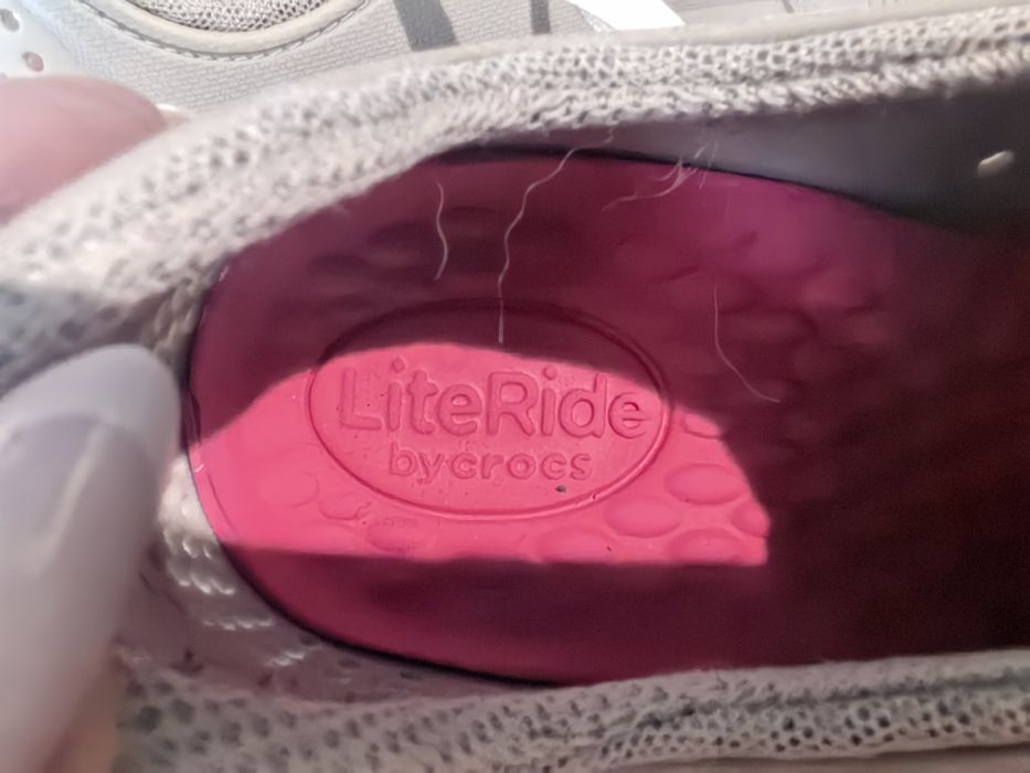 Уникален Crocs-унисекс