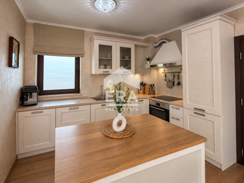 Продава се Двустаен апартамент в Варна, м-т Траката - 104 кв.м за 1827 €/кв.м - Снимка #1