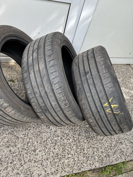 Гуми  Yokohama 215/45R16