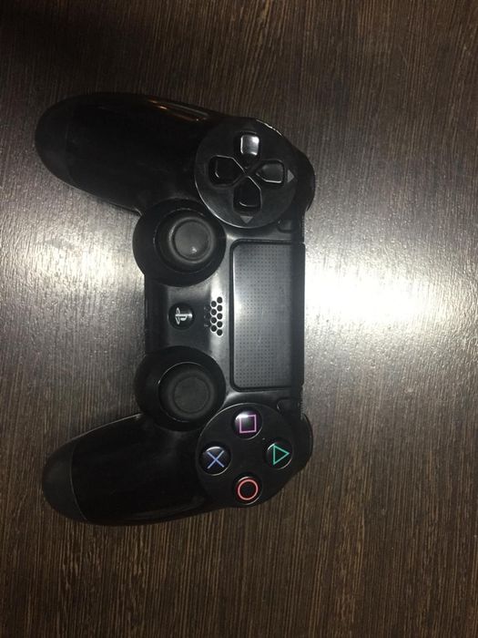 продам джостики PS4  новые по 13000
