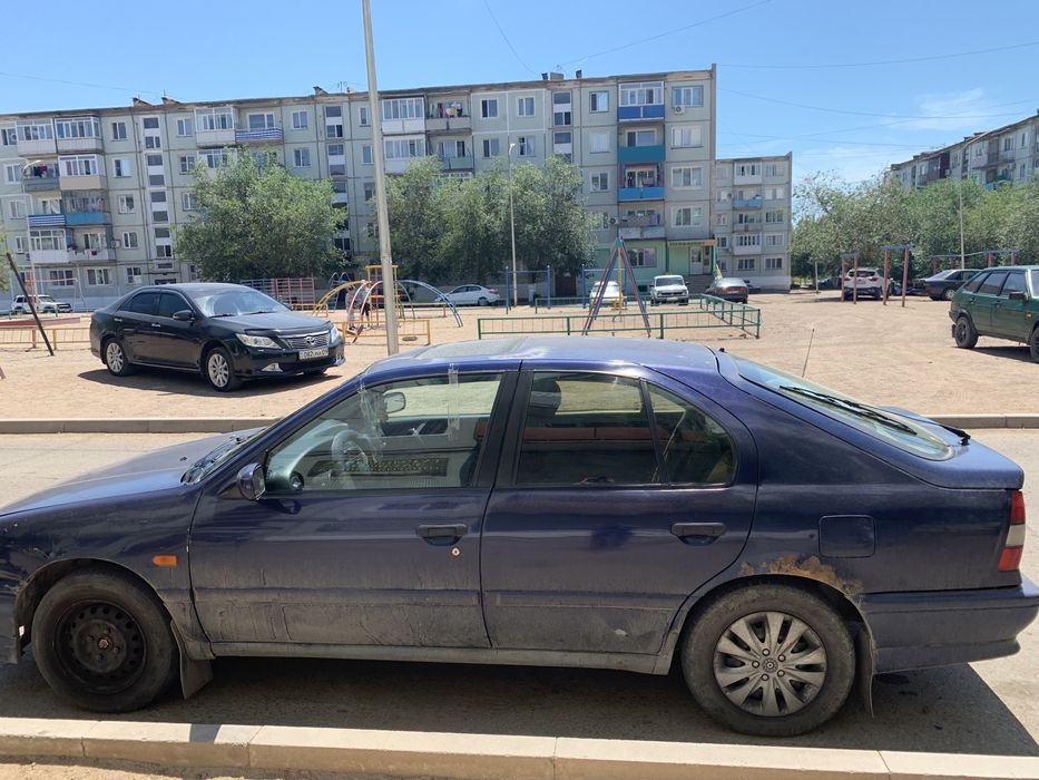 Продам машину Nissan