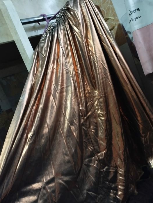 Продам праздничный костюм