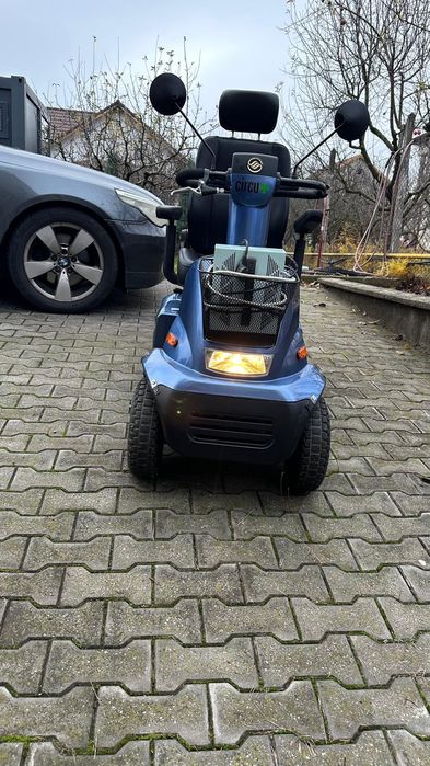 Scuter carucior electric handicap scaun tricicleta carut dizabilitati