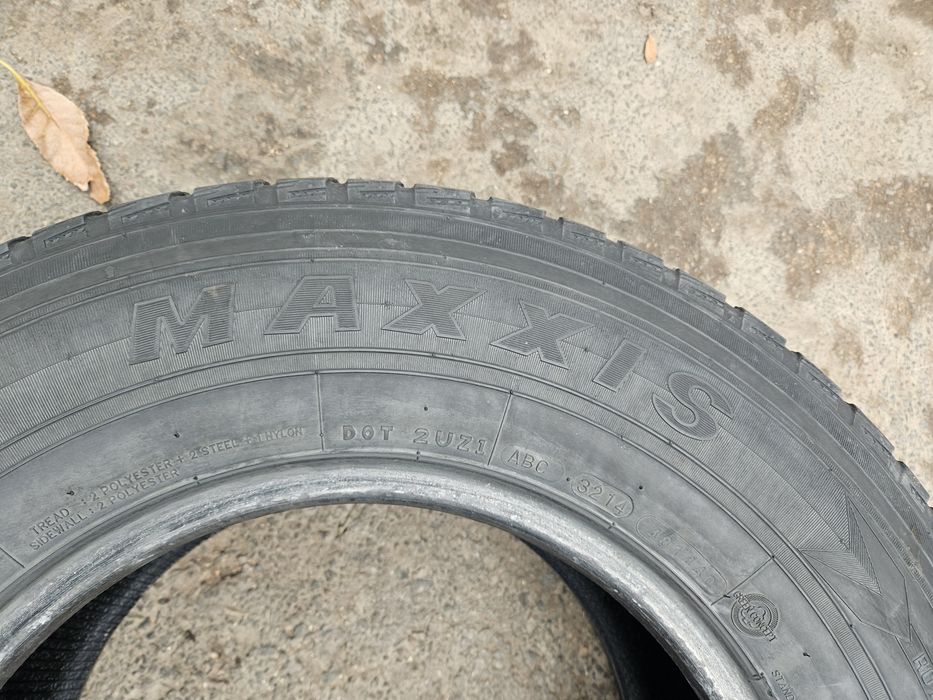 Шины 235/75 R15 Maxxis