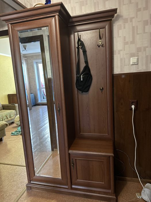 Продам прихожую в идельном состоянии