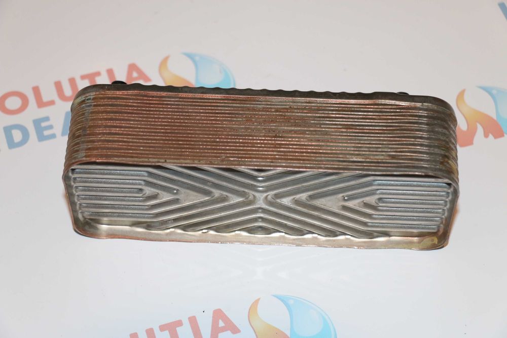 Schimbator caldura secundar in placi centrala Ferroli Bluehelix Tech