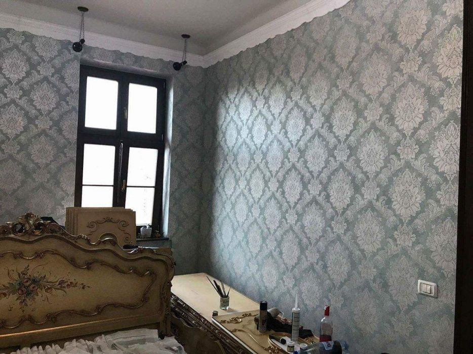 Montaj de tapet si baghete de polistiren