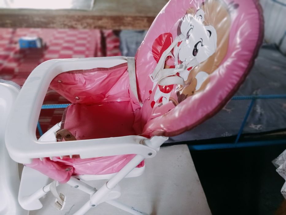 Продается стульчик для кормления