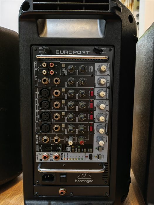 4 Boxe active  Behringer