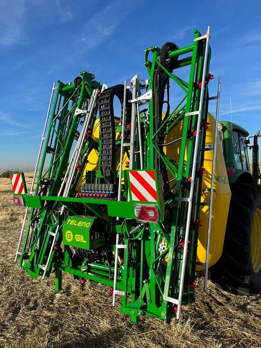 Aparat de erbicidat 2000 litri Gil Spania