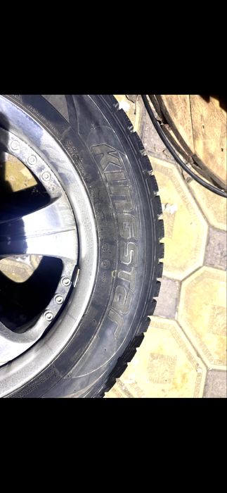 Продам шины r17 225/65