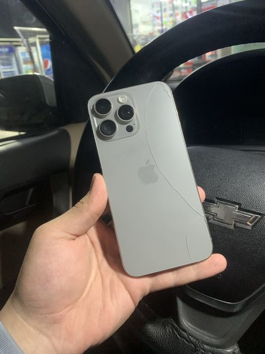 15 Pro max 256 gb srochnoo