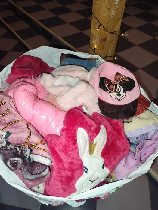 Предлагаме дрешки за момиченца, зимни,летни,пролетни,Есенни,