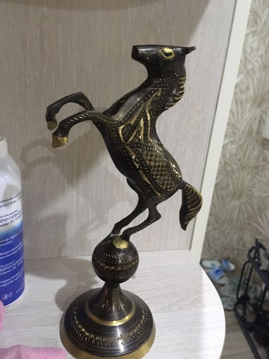 Сувенир лошадь настольный