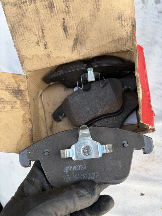 Нови накладки REMSA 1219.00 Ford Mondeo S-Max Galaxy Jaguar Volvo Peugeot Land Rover