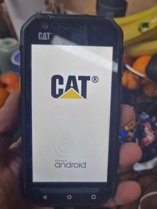 Telefon mobil CAT s30