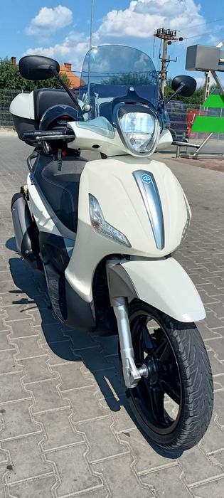 Scuter Piaggio Beverly 350 ST  ABS-ASR