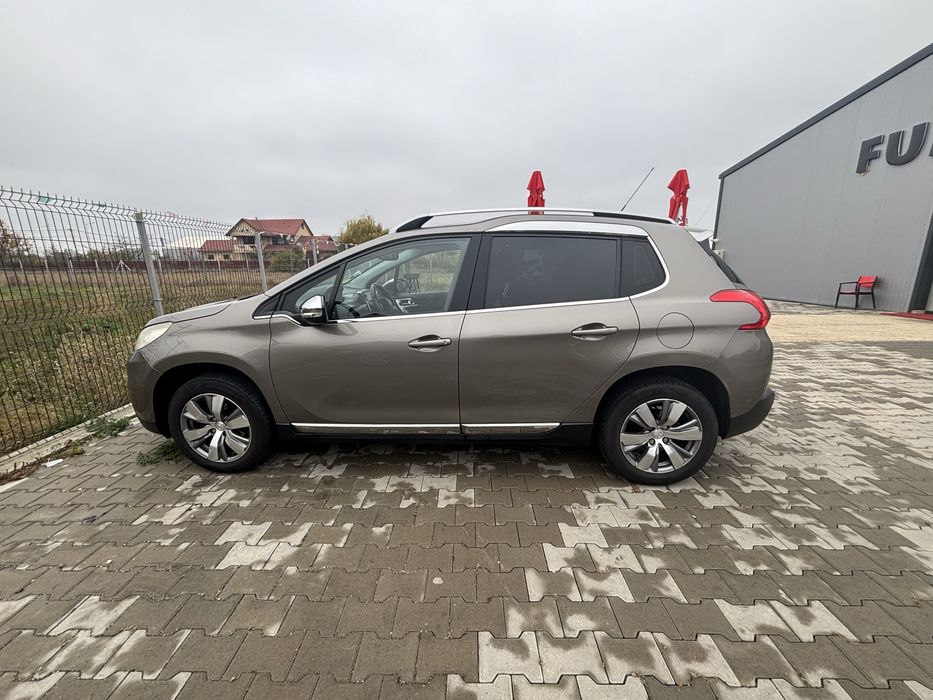 Peugeot 2008 automat 1.6hdi