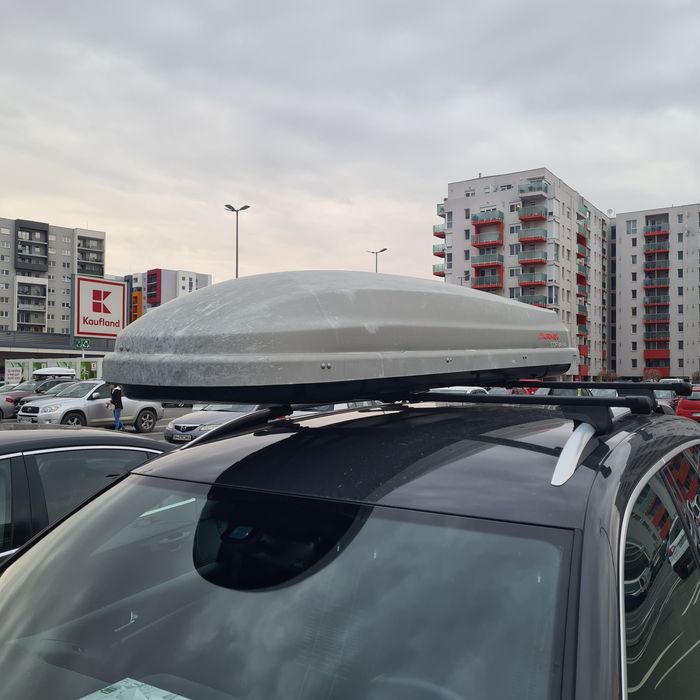 Bare Thule si cutie potbagaj Kamei