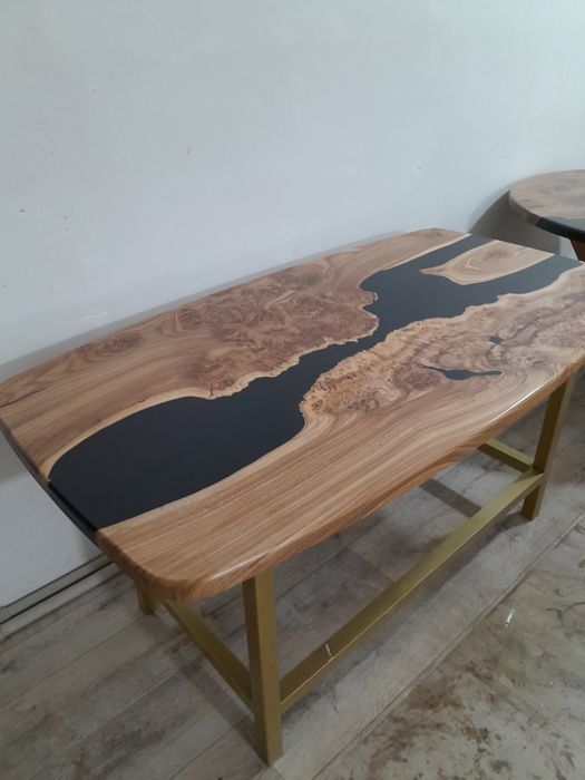 Стол обеденный кухонный