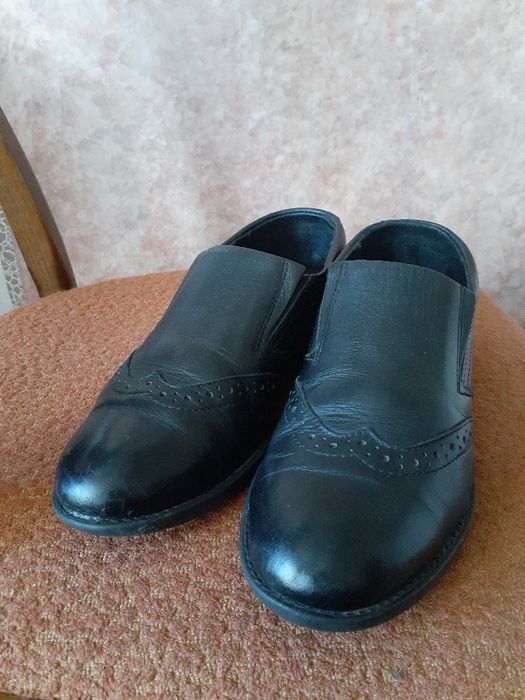 Туфли на мальчика.